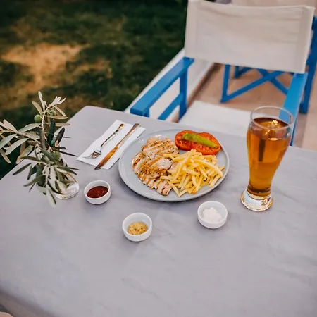 Dilek Agaci Butik - Hotel Karaburun (Izmir)