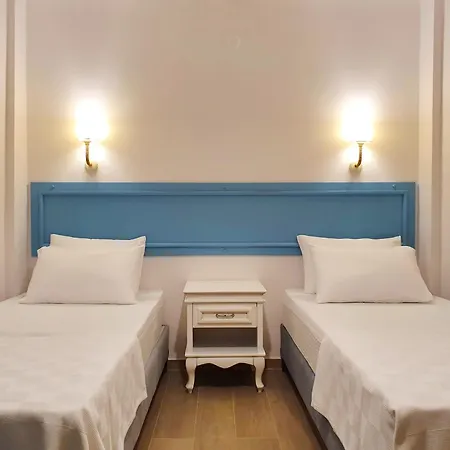 Dilek Agaci Butik - *