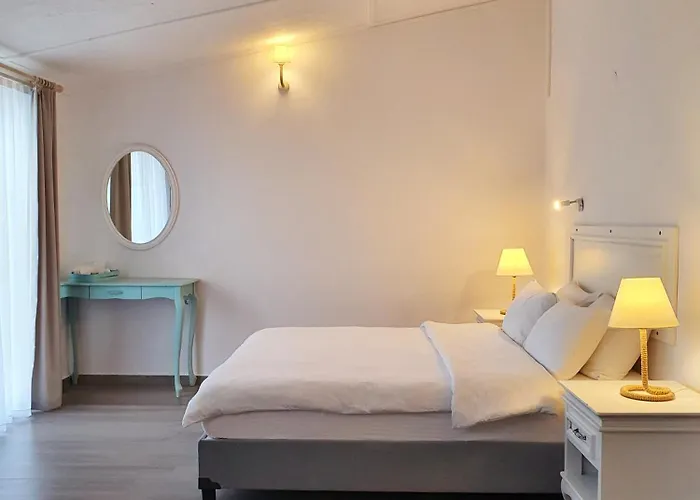 Dilek Agaci Butik - *