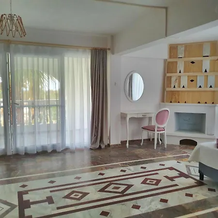 Dilek Agaci Butik - Karaburun * Karaburun (Izmir)
