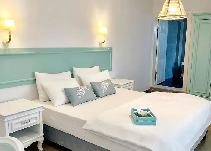 Dilek Agaci Butik - *