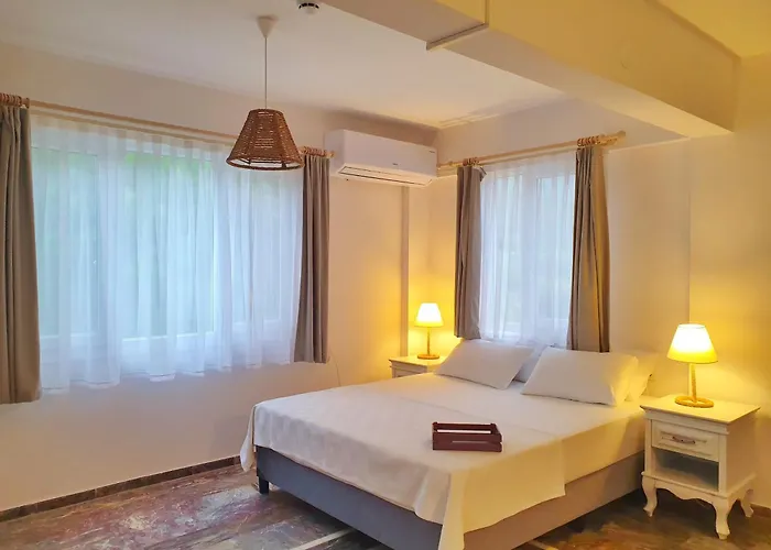 Dilek Agaci Butik - Karaburun (Izmir)