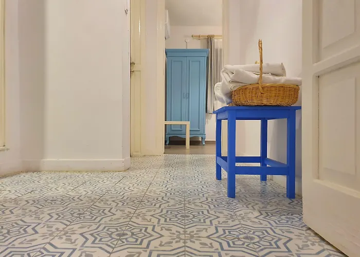 Dilek Agaci Butik - * Karaburun (Izmir)